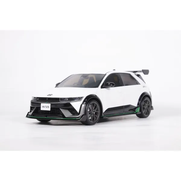 ماکت هیوندای آیونیک 5N نسخه DK سفید مات اطلس ۲۰۲۵ (OT1227) OttOmobile