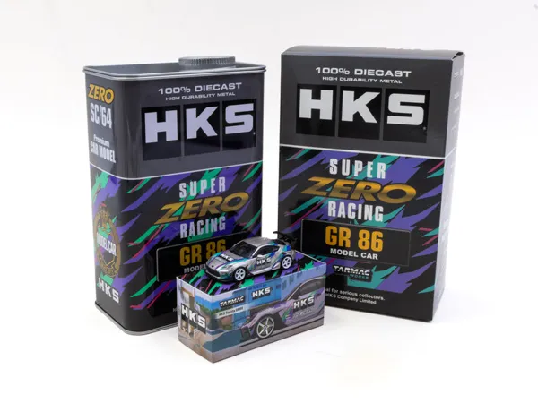ماکت تویوتا GR86 طرح HKS خاکستری همراه با قوطی روغن Tarmac Works